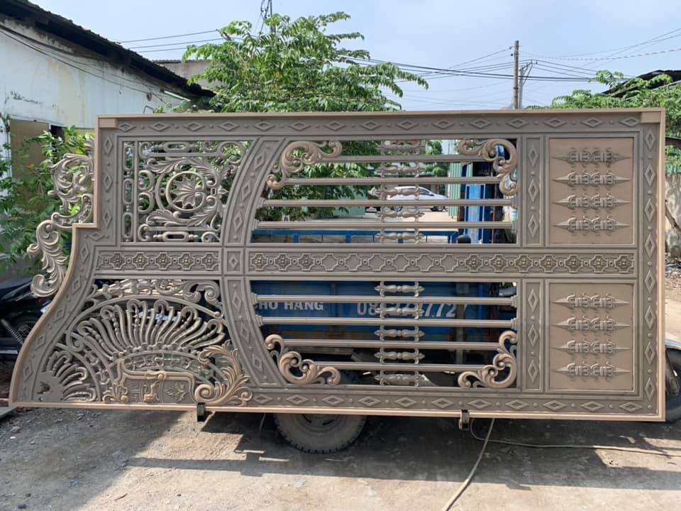 mẫu cổng gỗ cắt CNC