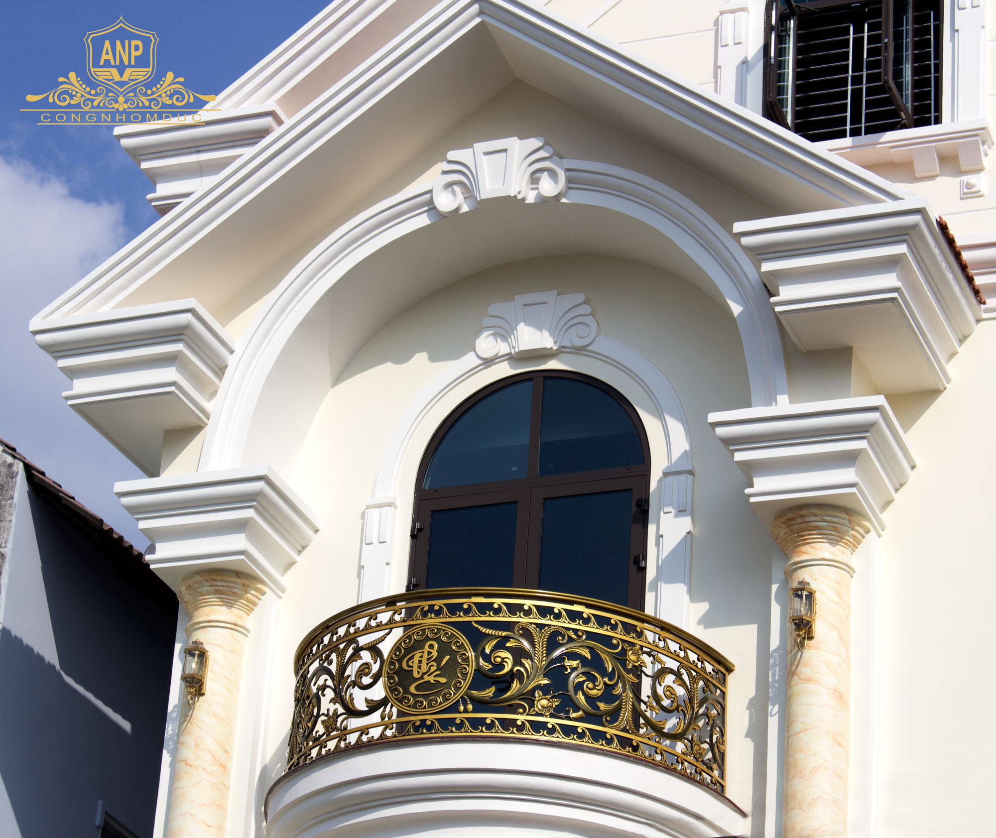 lan can đồng đ&uacute;c