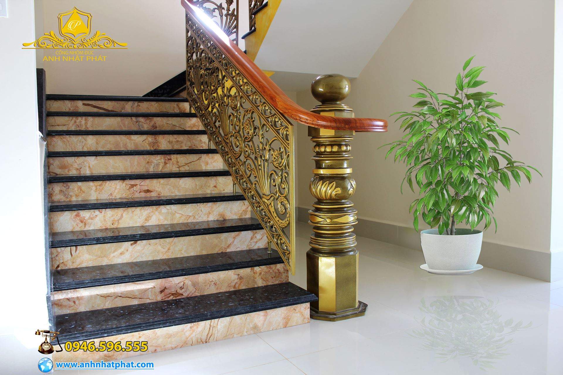 trụ đề ba nh&ocirc;m đ&uacute;c