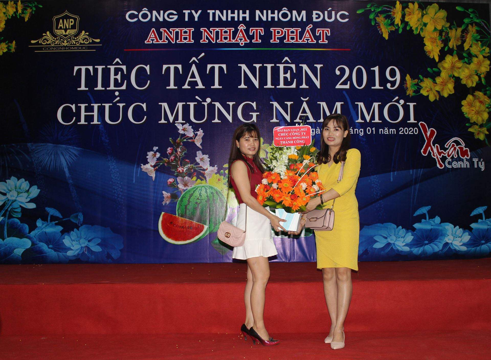 tất ni&ecirc;n nh&ocirc;m đ&uacute;c anh nhật ph&aacute;t