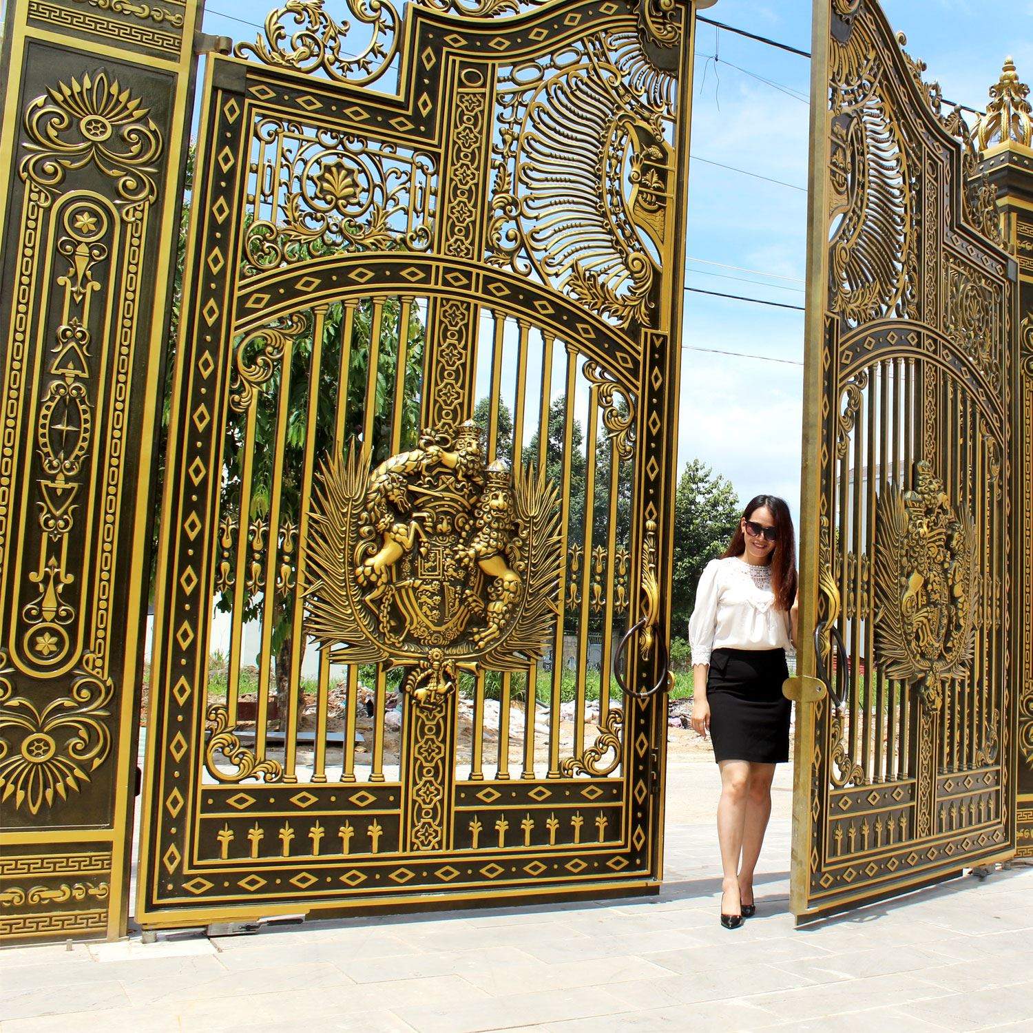 cổng nh&ocirc;m đ&uacute;c đẹp