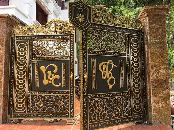 b&aacute;o gi&aacute; cổng nh&ocirc;m đ&uacute;c