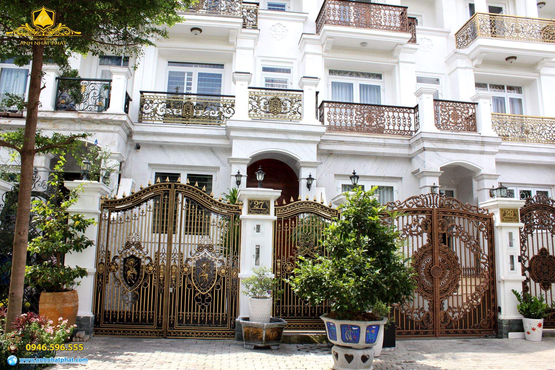 b&aacute;o gi&aacute; cổng nh&ocirc;m đ&uacute;c