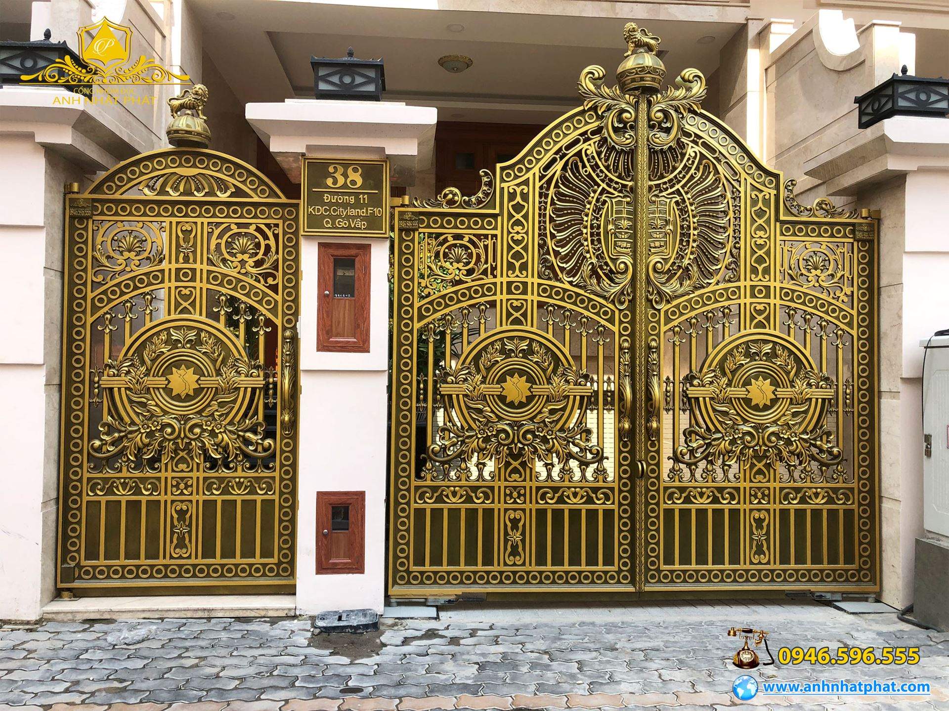 b&aacute;o gi&aacute; cổng nh&ocirc;m đ&uacute;c