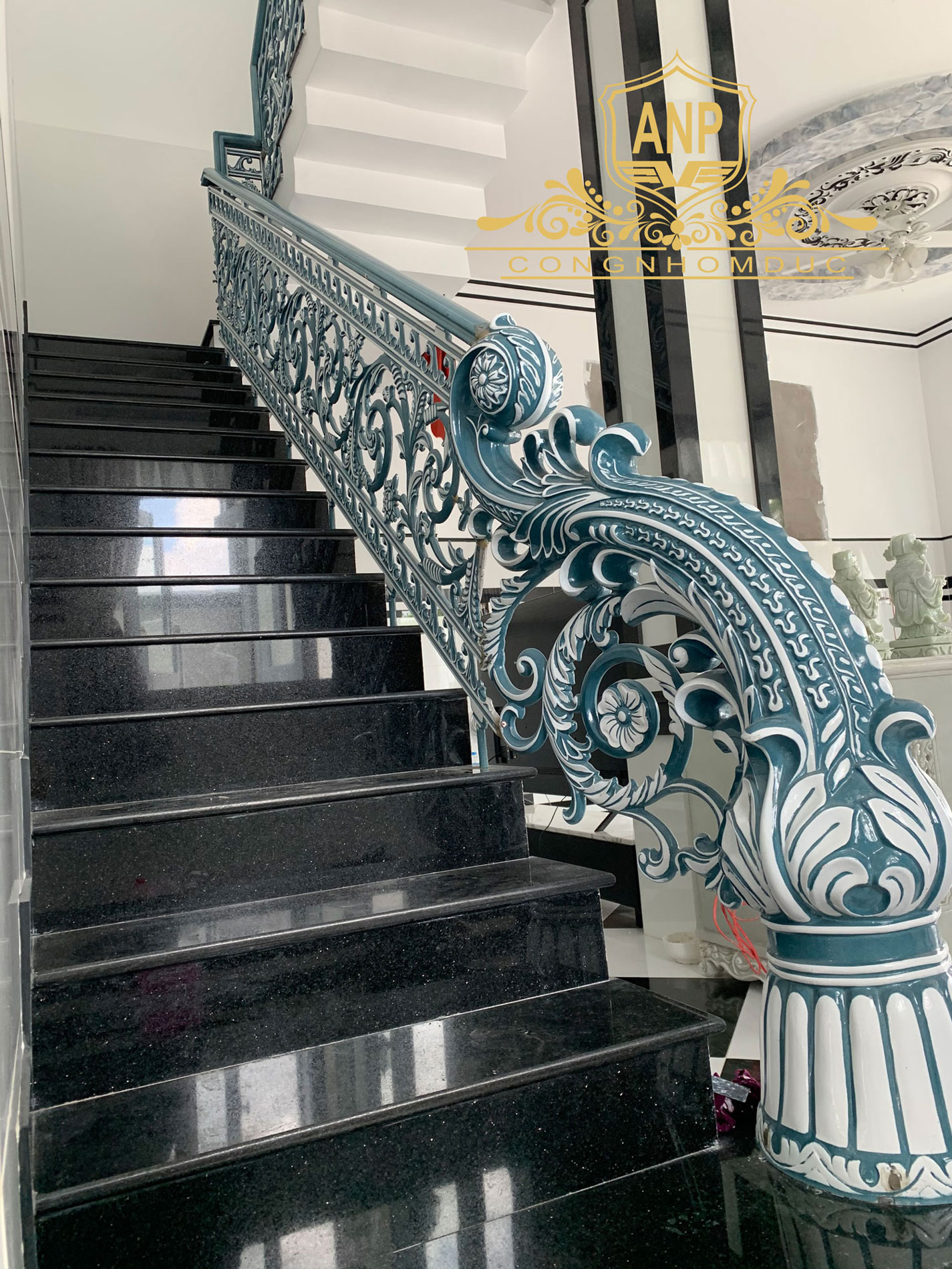 cổng nh&ocirc;m đ&uacute;c C&agrave; Mau