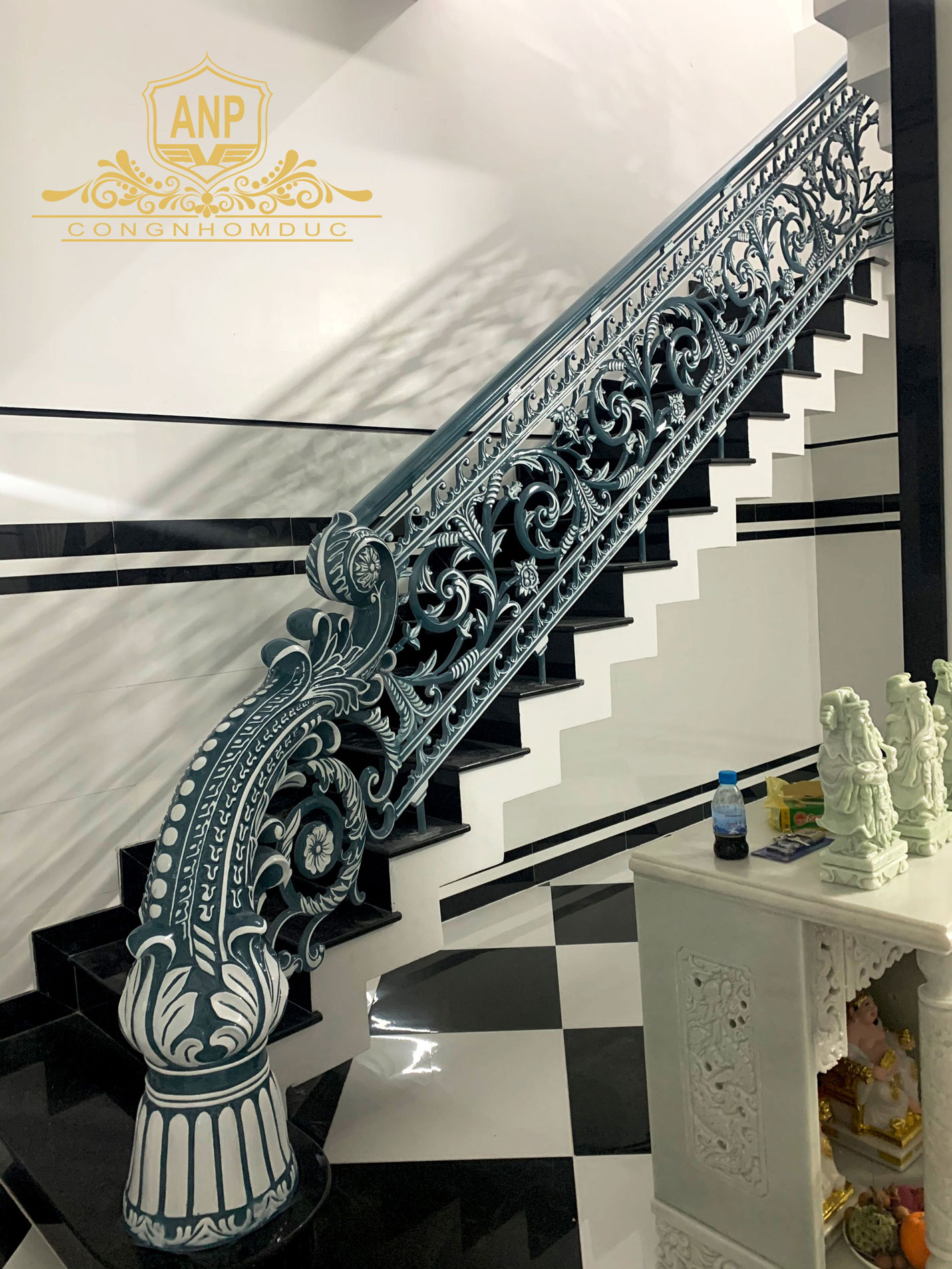 cổng nh&ocirc;m đ&uacute;c C&agrave; Mau